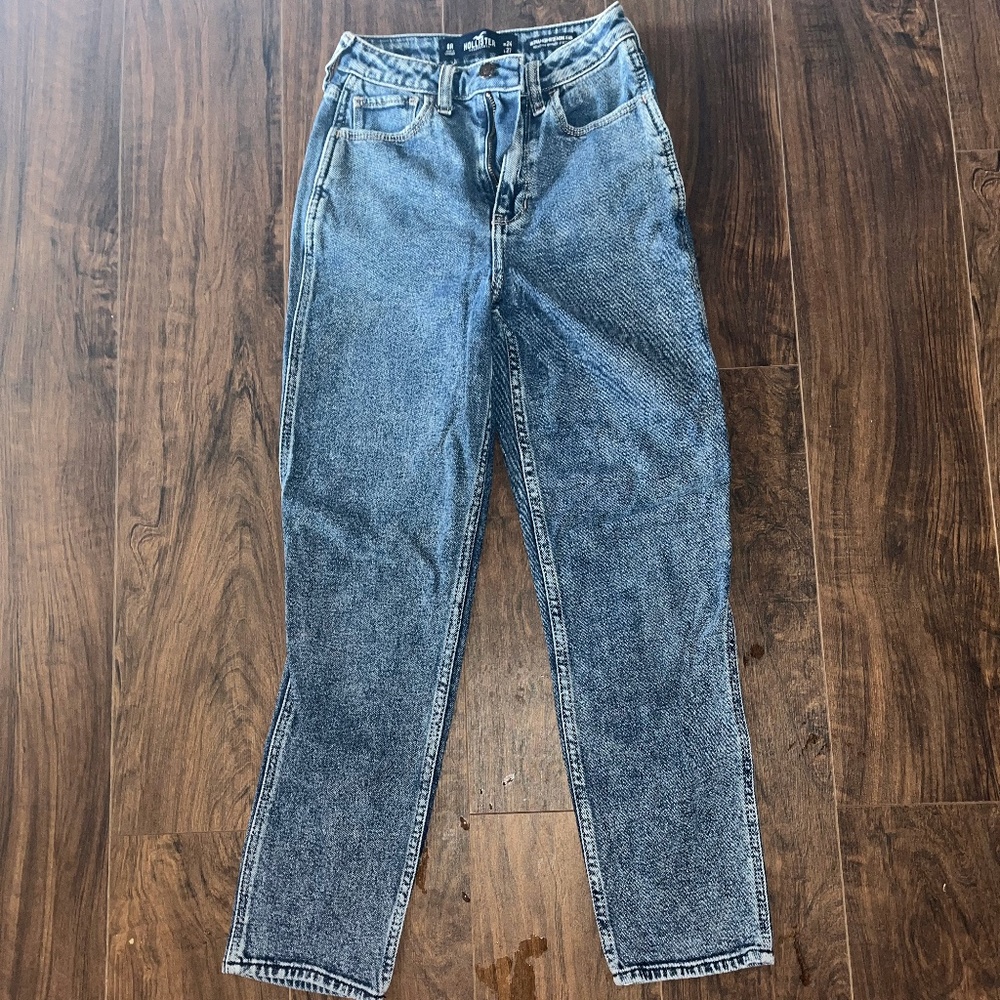 Hollister acid wash high waisted mom jeans